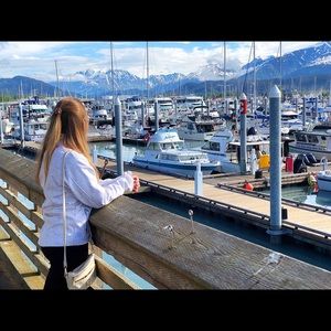 Meet your Posher, Anna